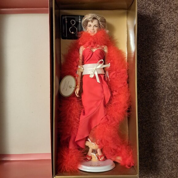 Franklin Mint Other - NIB Vintage Franklin Mint VANNA WHITE VINYL PORTRAIT DOLL, LADY IN RED RARE